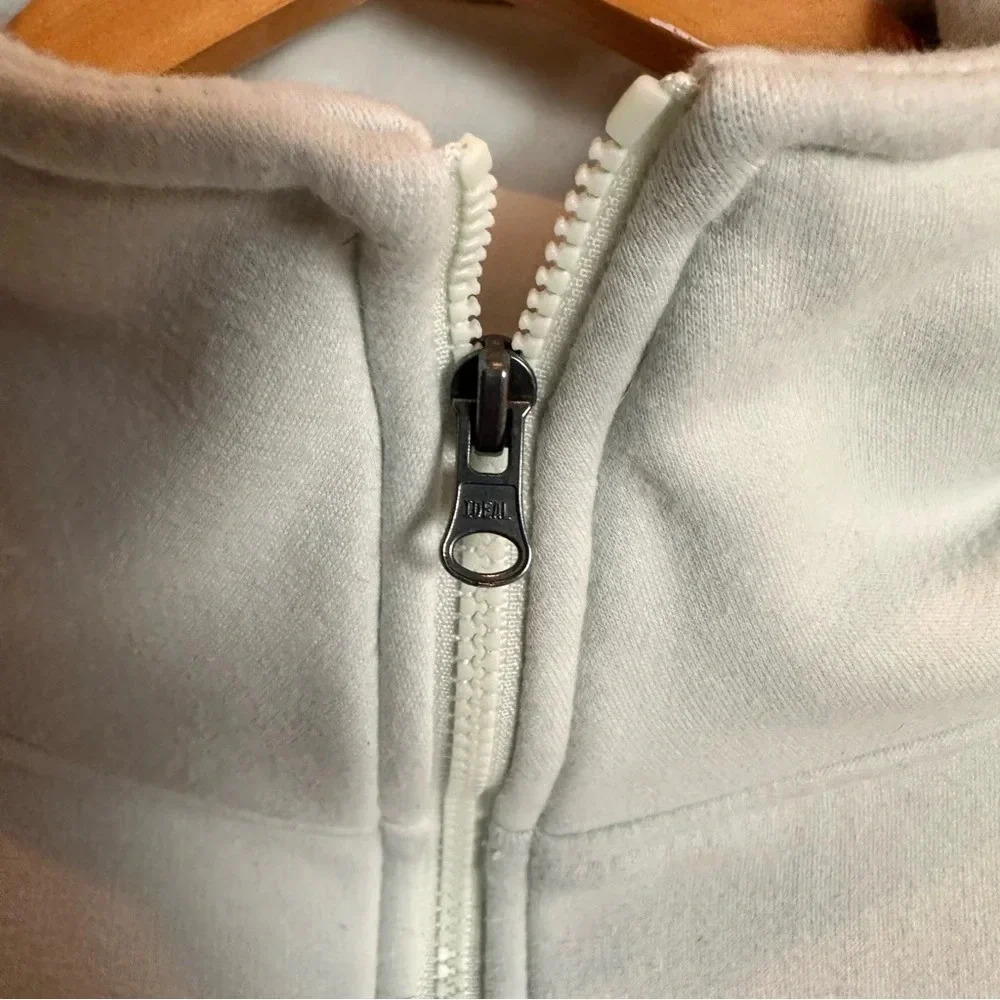 Earth Yoga 1/4 Zip‎ Sweatshirt. Soft Mint - Picture 7 of 10